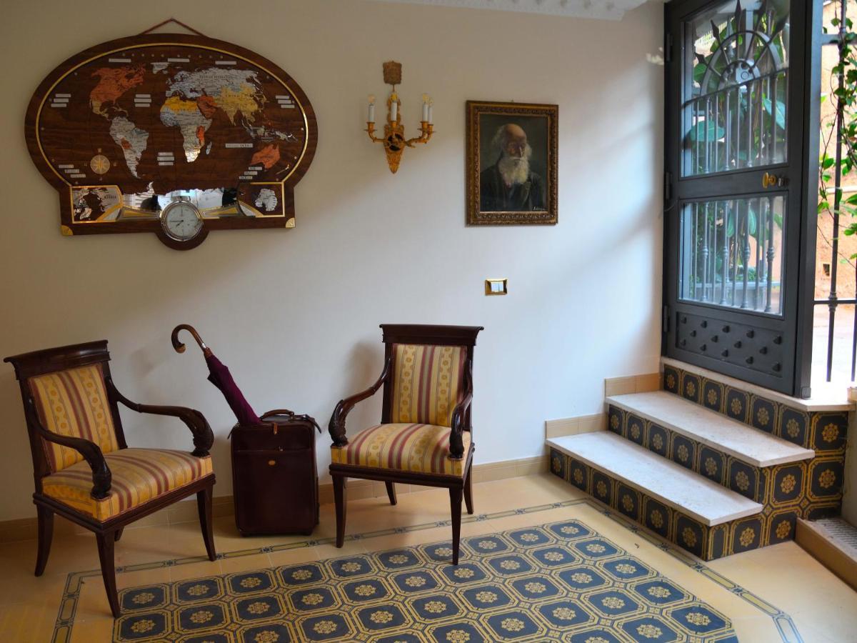 Hotel Regal House Roma Capucci 6 Exteriér fotografie